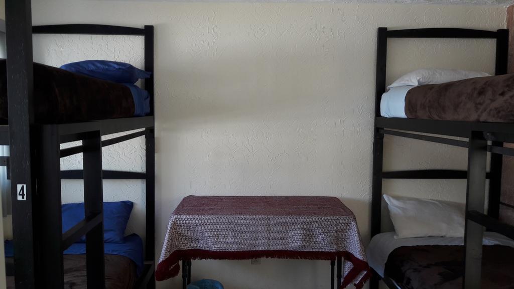 ليون Hostal Yapa المظهر الخارجي الصورة