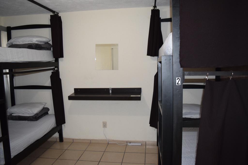 ليون Hostal Yapa المظهر الخارجي الصورة