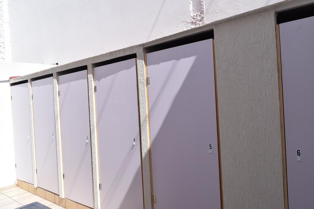 ليون Hostal Yapa المظهر الخارجي الصورة